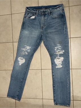 Levi's Slim Straight Distressed Blue Jeans